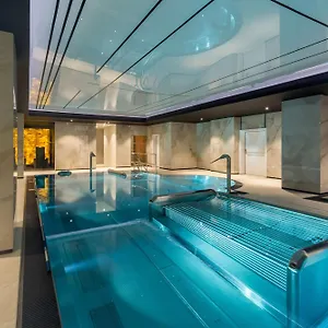 Hotell Radisson & Suites,